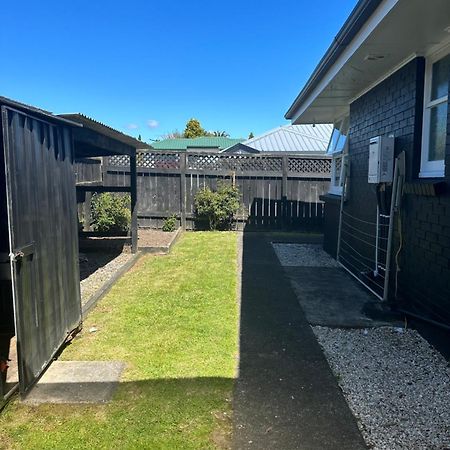 Hilltop Cottage Lago Lago Taupo Esterno foto